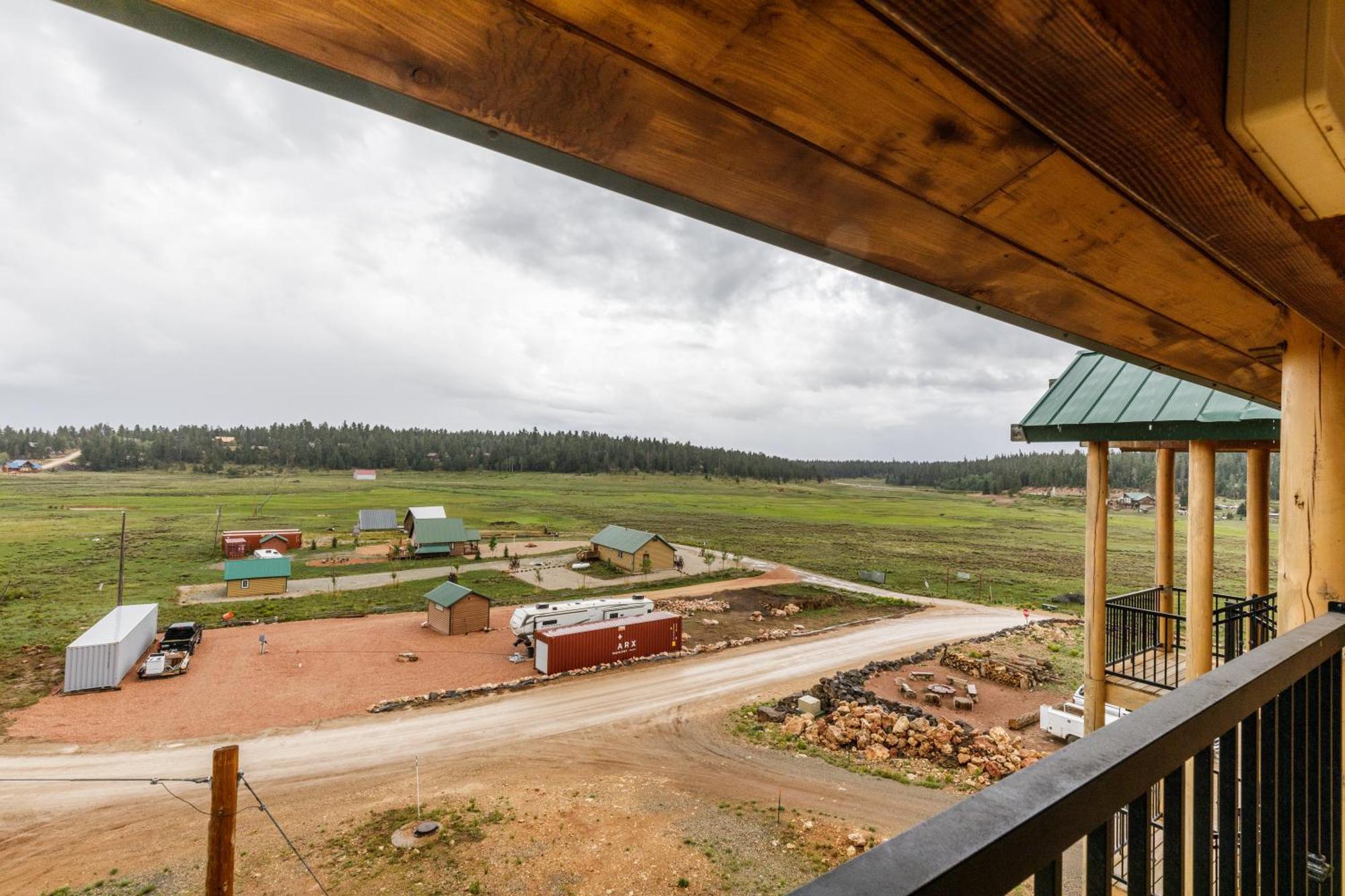The Lodge At Duck Creek Duck Creek Village Εξωτερικό φωτογραφία