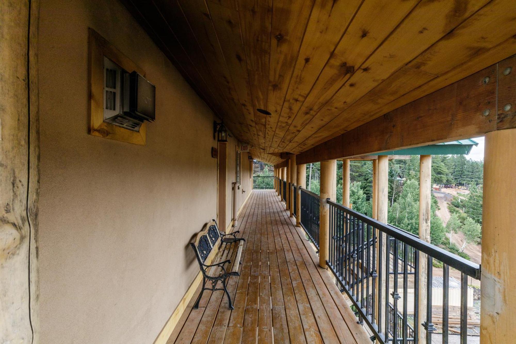 The Lodge At Duck Creek Duck Creek Village Εξωτερικό φωτογραφία