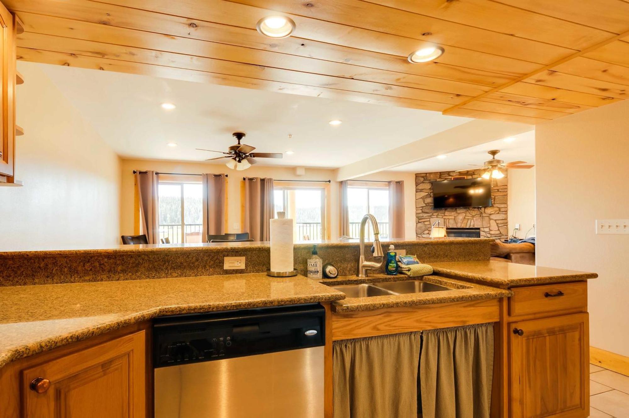 The Lodge At Duck Creek Duck Creek Village Εξωτερικό φωτογραφία