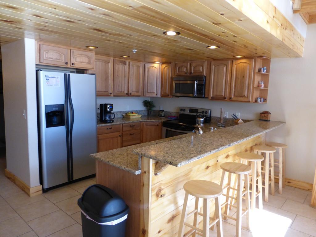 The Lodge At Duck Creek Duck Creek Village Δωμάτιο φωτογραφία